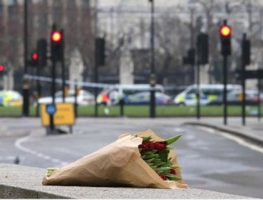 Επίθεση Λονδίνο: «Μοναχικός λύκος» ο δράστης - Άγνωστα παραμένουν τα κίνητρά του